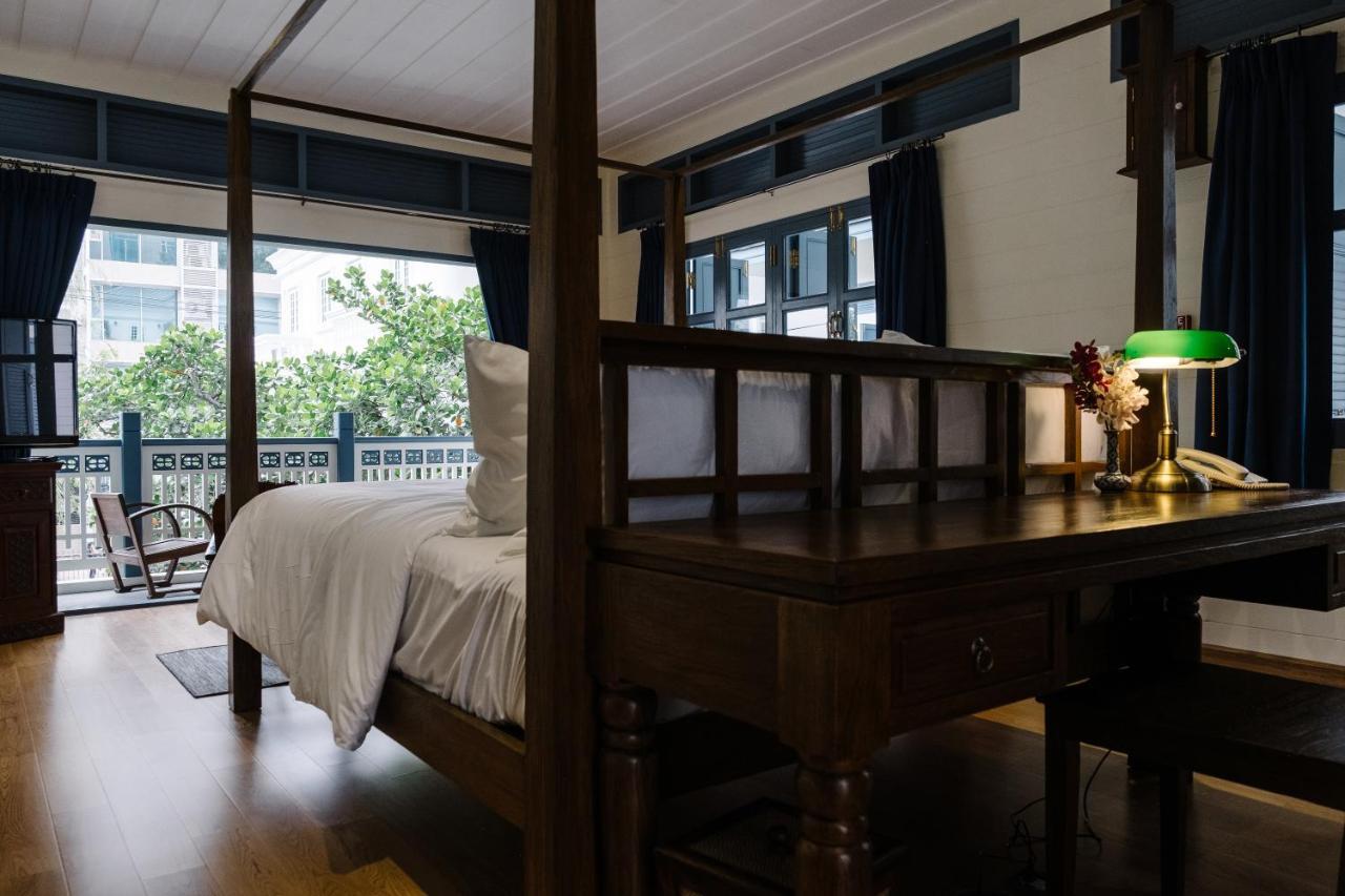 Baan Vajra Hotel Bangkok Ngoại thất bức ảnh