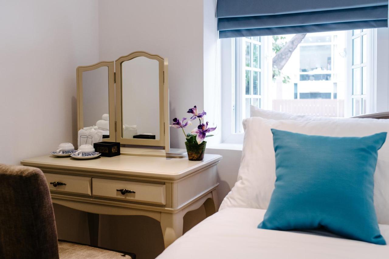 Baan Vajra Hotel Bangkok Ngoại thất bức ảnh