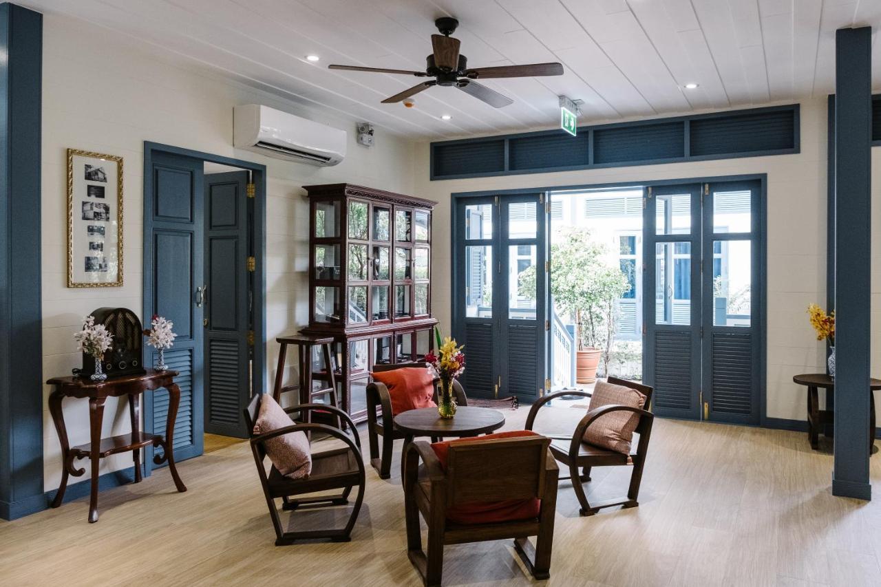 Baan Vajra Hotel Bangkok Ngoại thất bức ảnh
