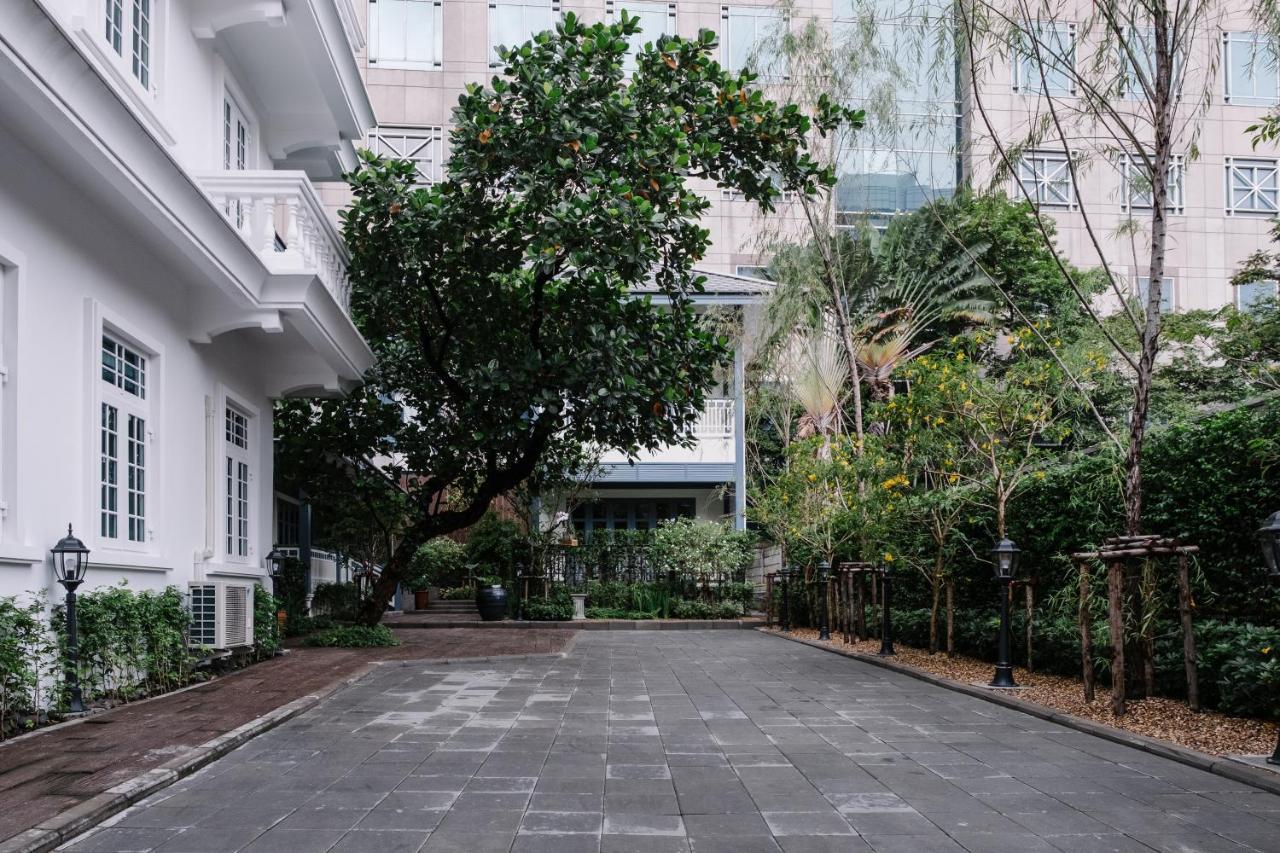Baan Vajra Hotel Bangkok Ngoại thất bức ảnh